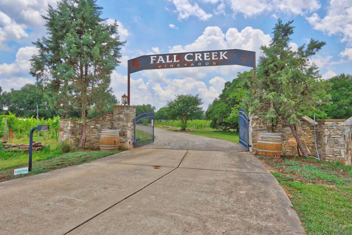 Fall Creek Vineyards Estate